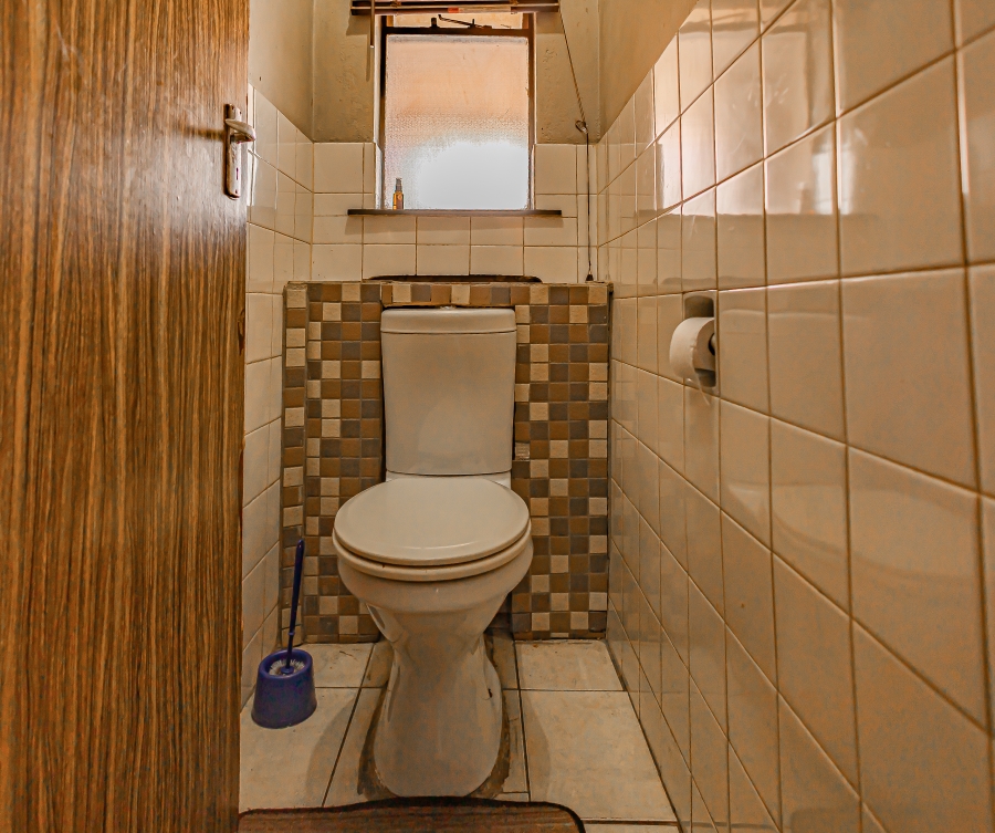 4 Bedroom Property for Sale in Belmont Park Western Cape